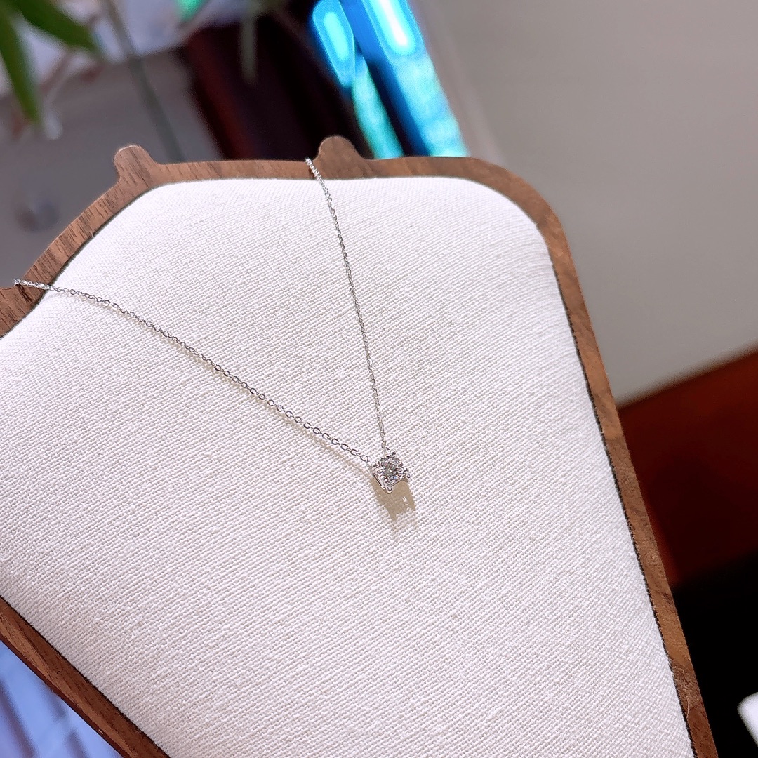 Nickel Free Silver Moissanite Necklace Chic Christmas Silver