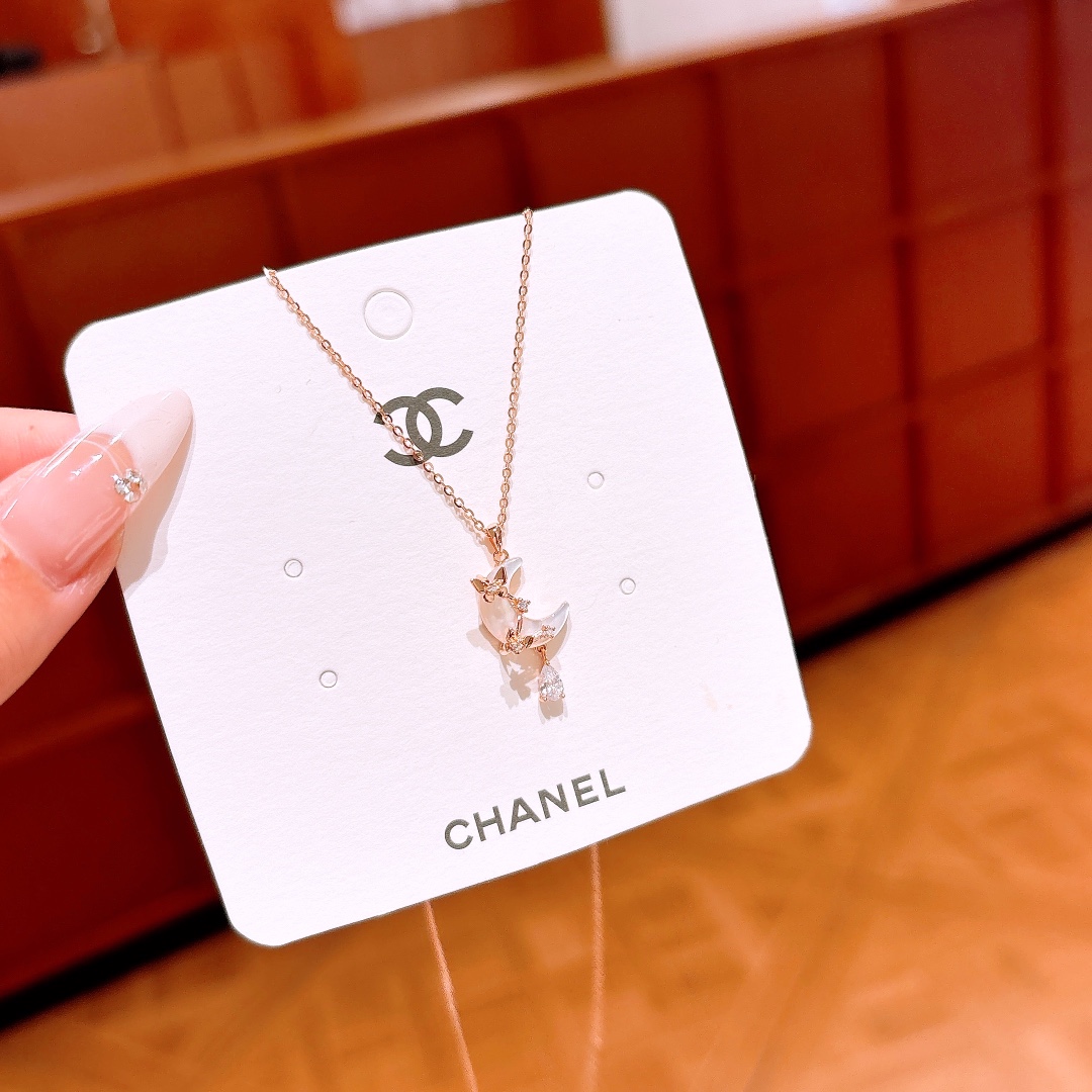 アーティスティック高品質シルバーネックレスゴールド 日常使い