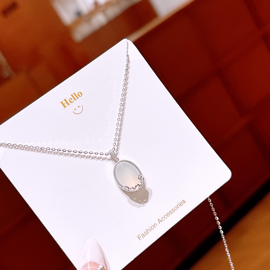 可愛いニッケル無添加銀ネックレスゴールド 新築祝い