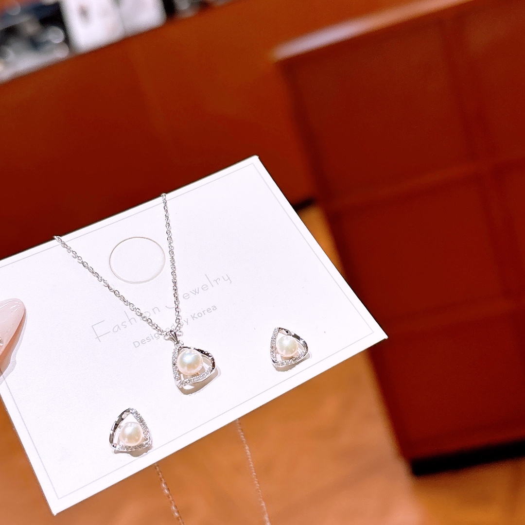 High Polish Silver Earrings & Necklace Set Romantic Confession Gold