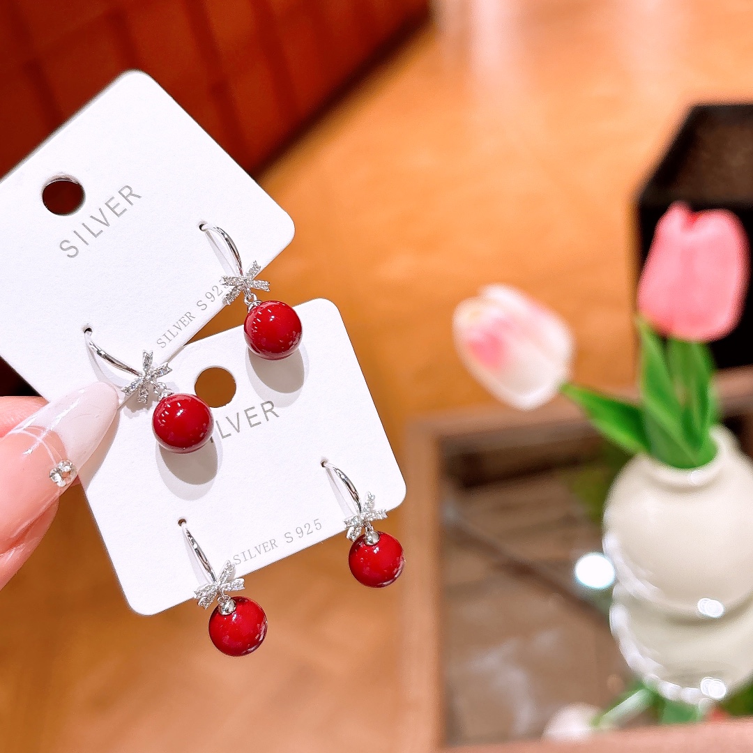 ロマンチックアレルギー対応シルバードロップ＆スレッドイヤリングゴールド 記念日