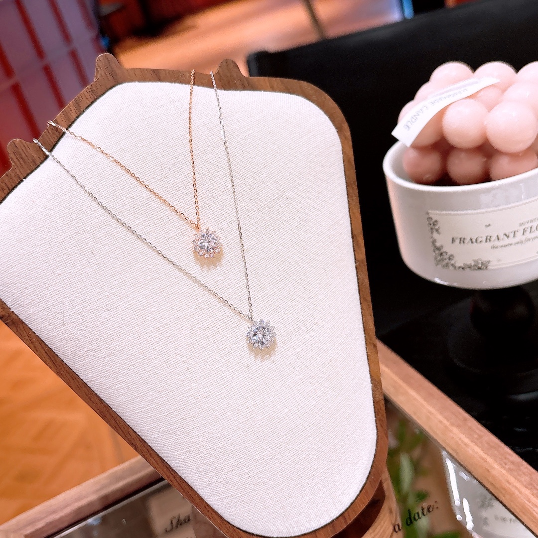 Low Allergy Silver Earrings & Necklace Set Chic Annual Party Silver