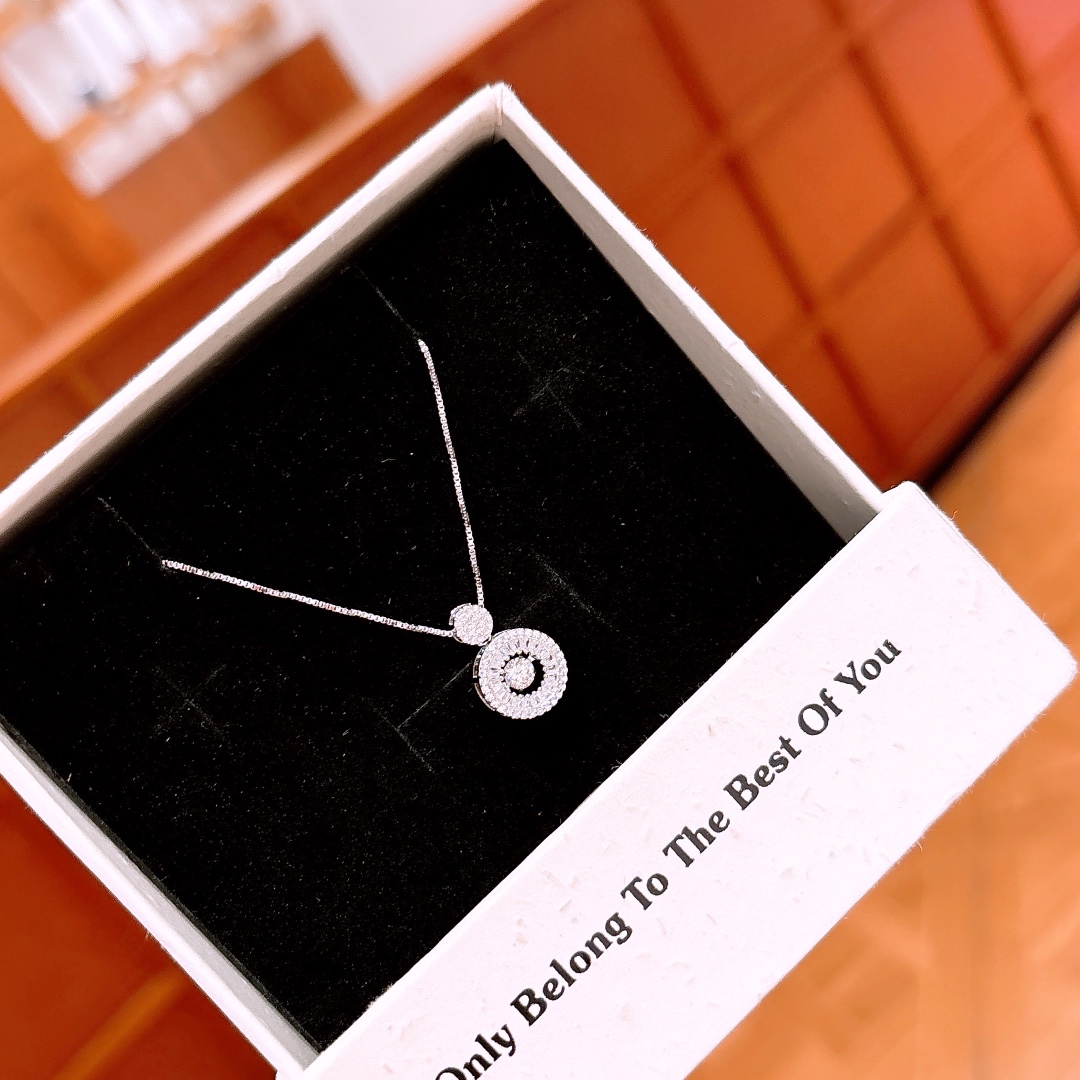 Nickel Free Silver Moissanite Necklace Unique Travel Gold