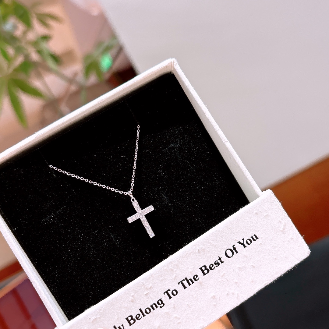 Solid Silver Moissanite Necklace Cute Everyday Wear Silver