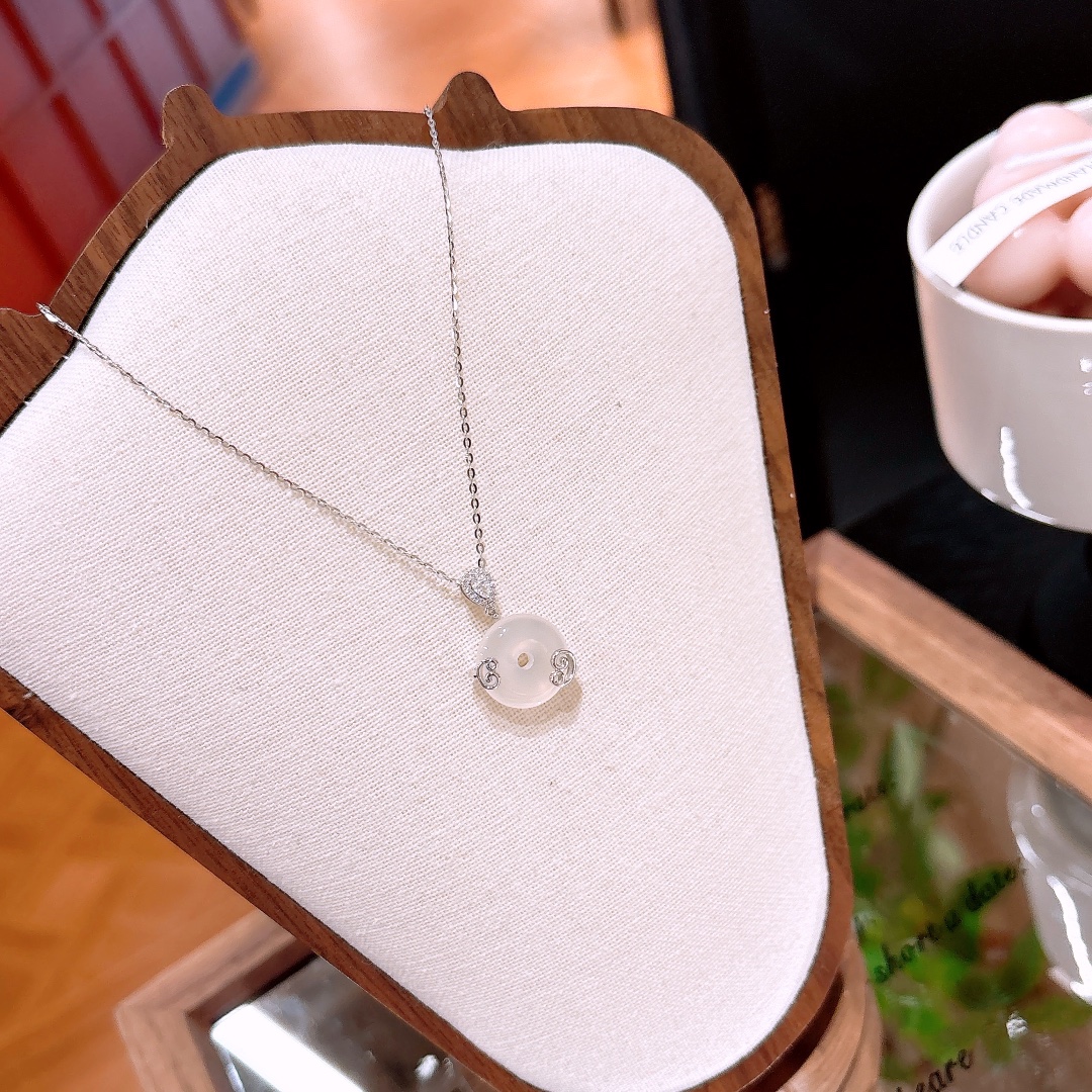 Hypoallergenic Silver Necklace Lively Office Gold