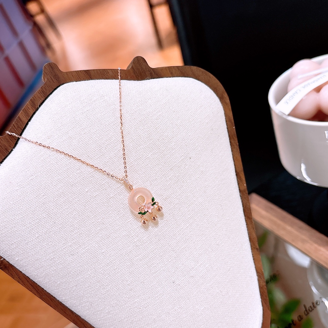 Solid Silver Necklace Lively Travel Silver