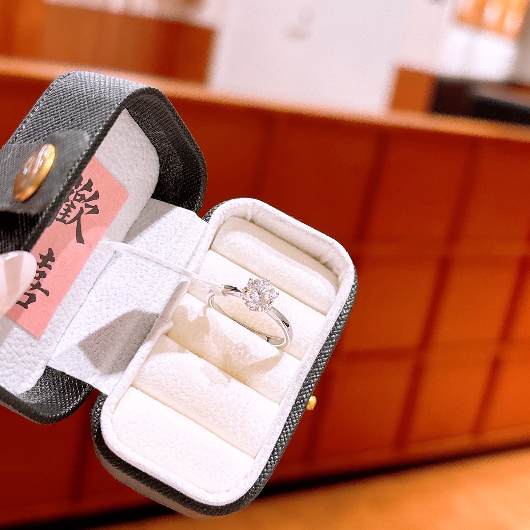 Solid Silver Moissanite Ring Artistic Wedding Silver