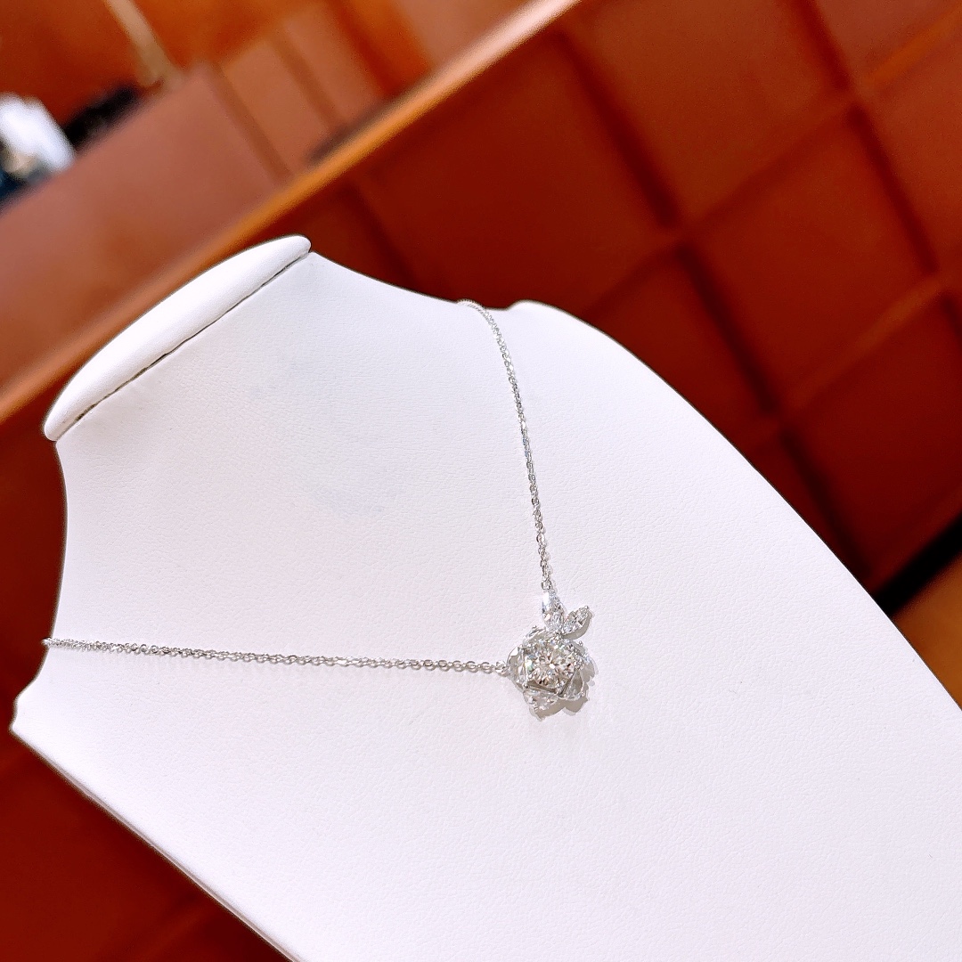 高級感純銀モアッサナイトネックレスシルバー 新年