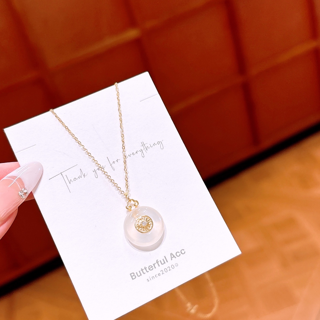 Nickel Free Silver Necklace Sweet & Cool Office Gold