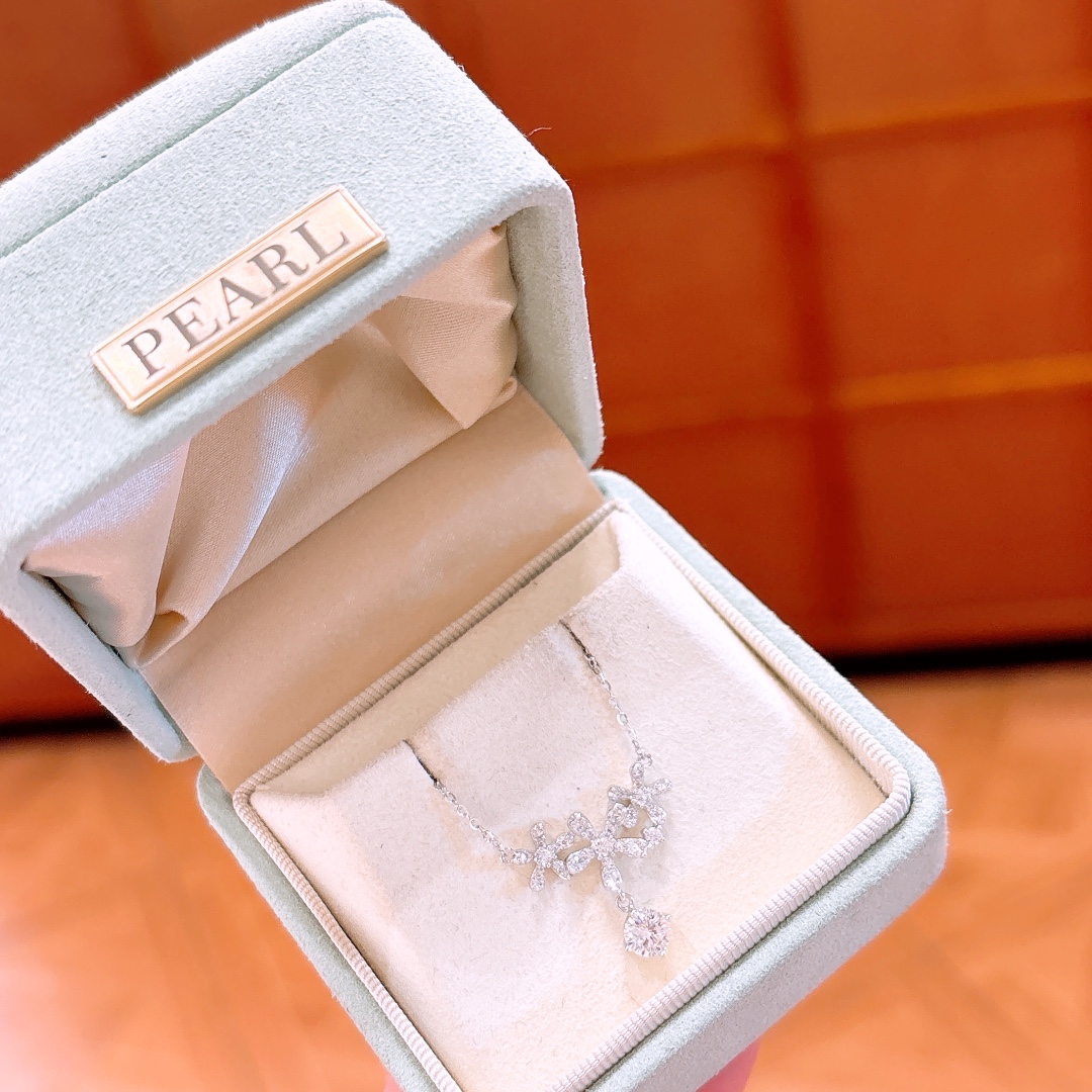 Hypoallergenic Silver Moissanite Necklace Forest Gift for Her Gold