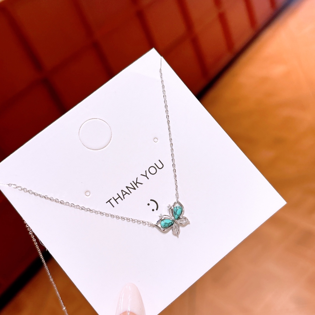 知性的ファインシルバーネックレスゴールド 告白