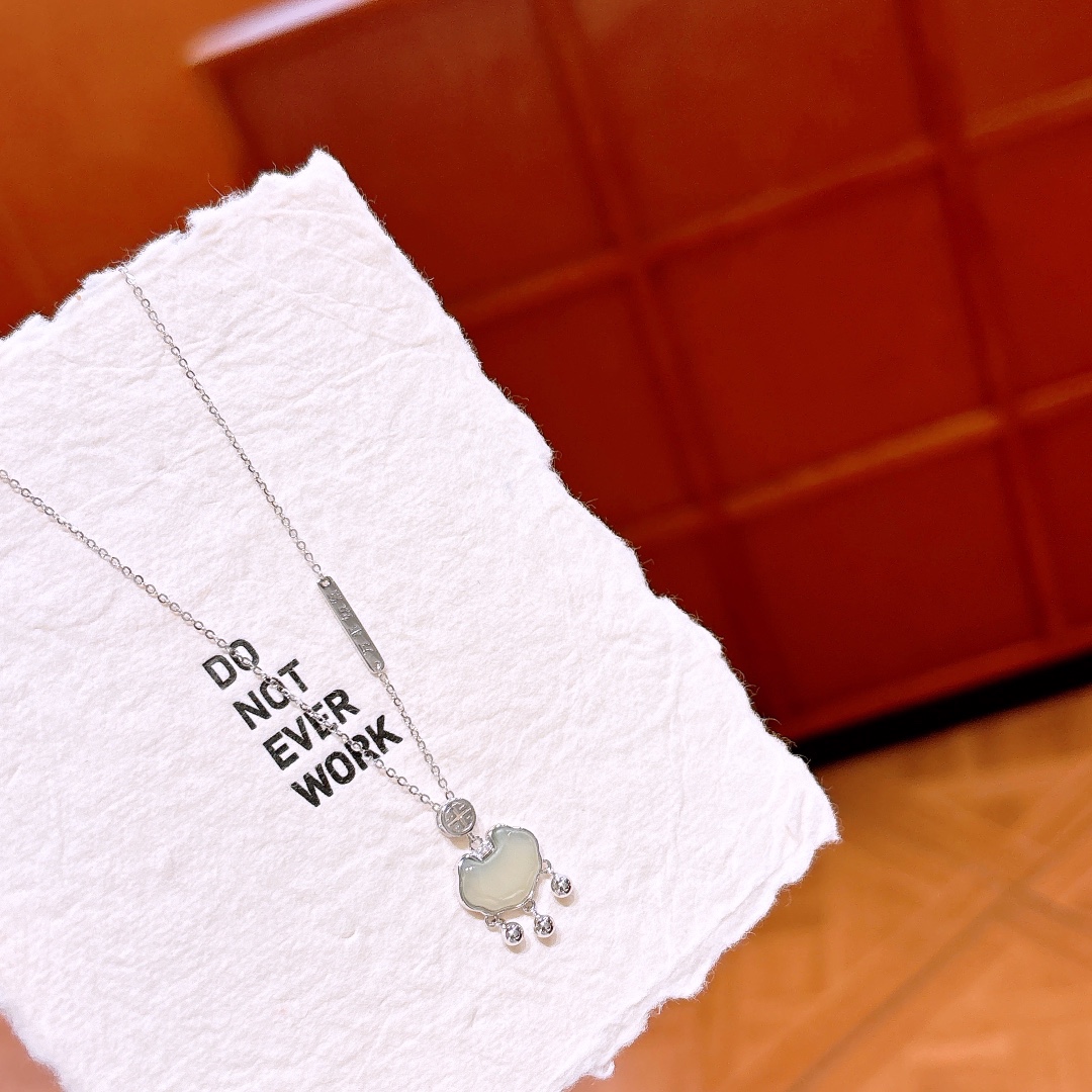 Low Allergy Silver Hetian Jade Necklace Fashion Self-love Silver