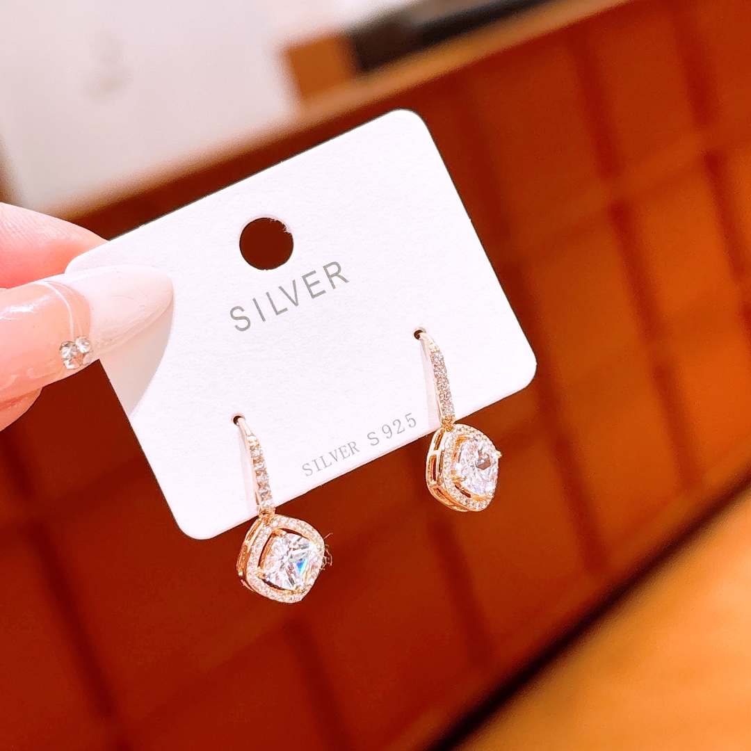 ラグジュアリー925シルバードロップ＆スレッドイヤリングシルバー 先生の日