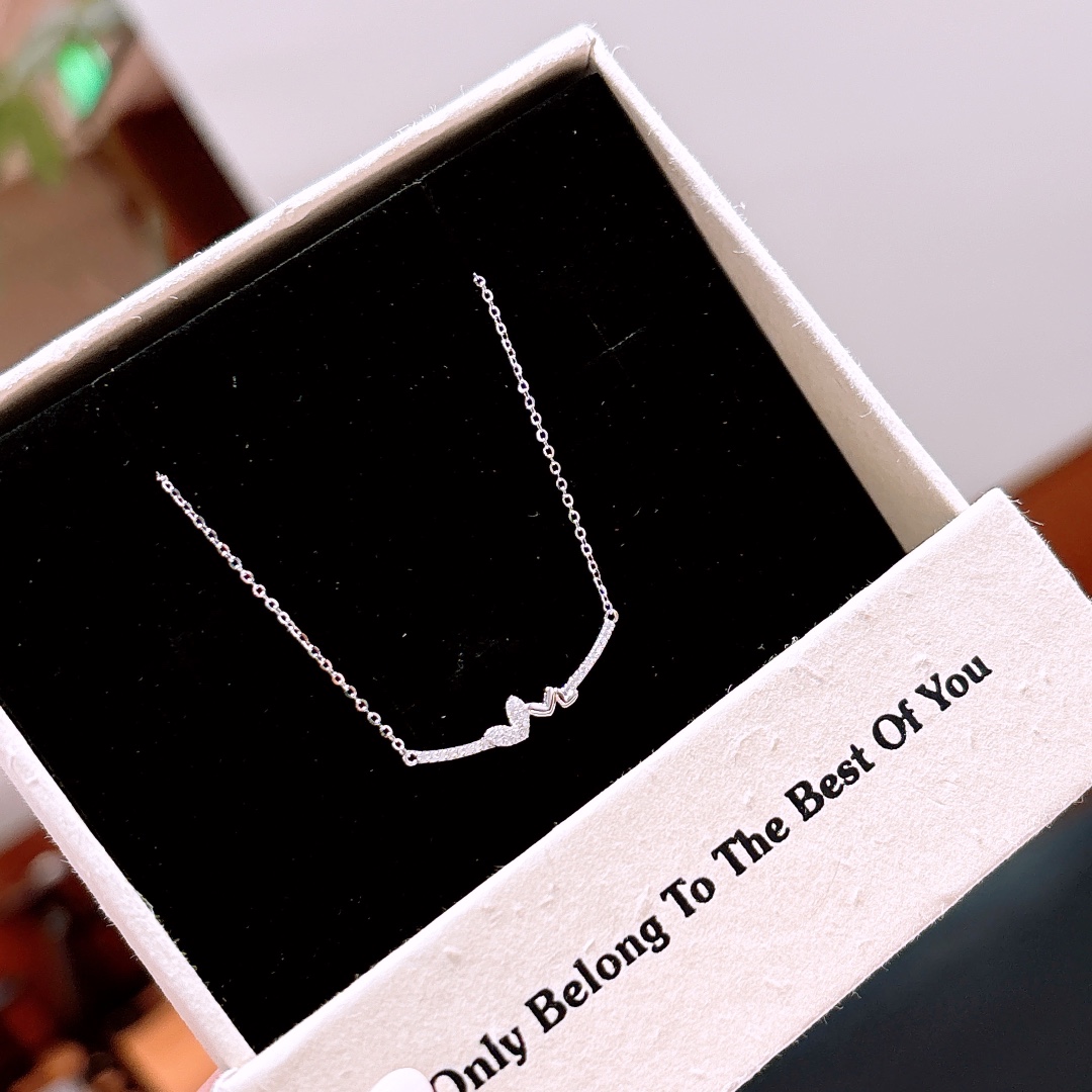 High Polish Silver Necklace Sweet & Cool New Year Silver