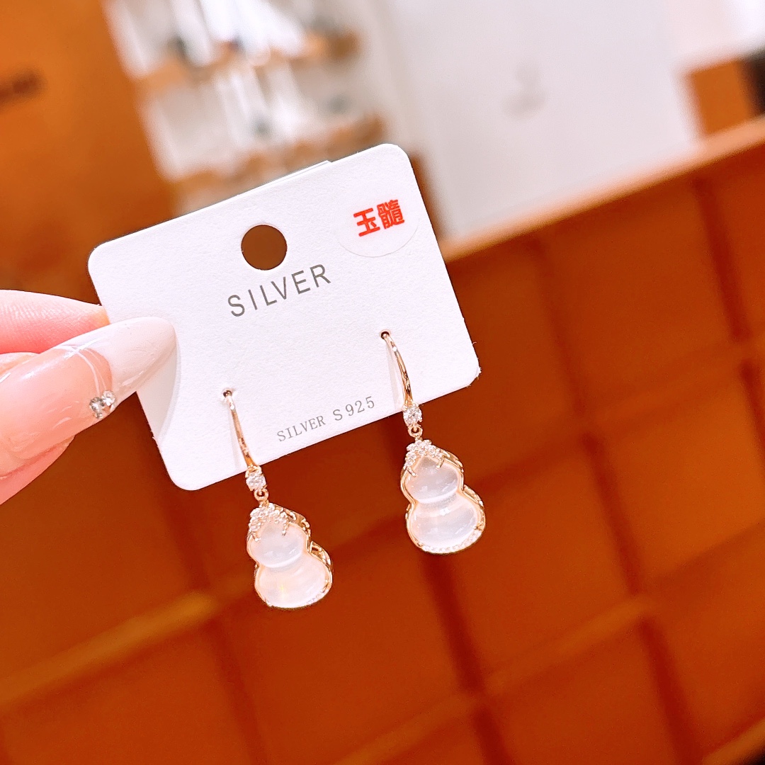 Low Allergy Silver Drop & Thread Earrings Chic Valentine's Day Gold