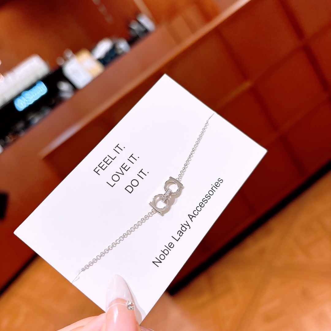 精巧925シルバーブレスレットゴールド 春節