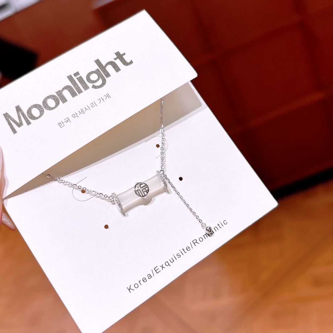 ラグジュアリーニッケル無添加銀ネックレスシルバー 新年