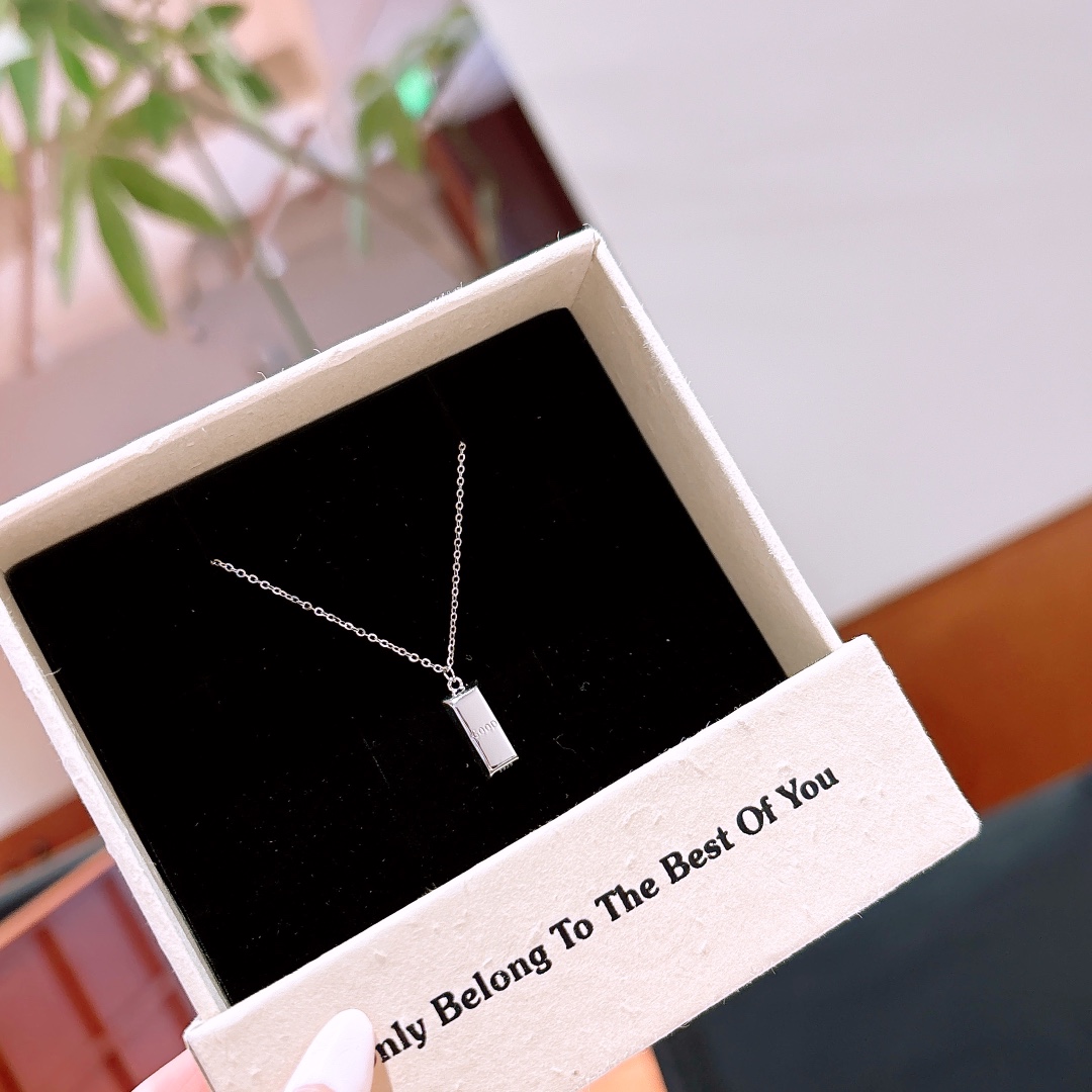 S925 Sterling Silver Necklace Light Luxury Birthday Gold