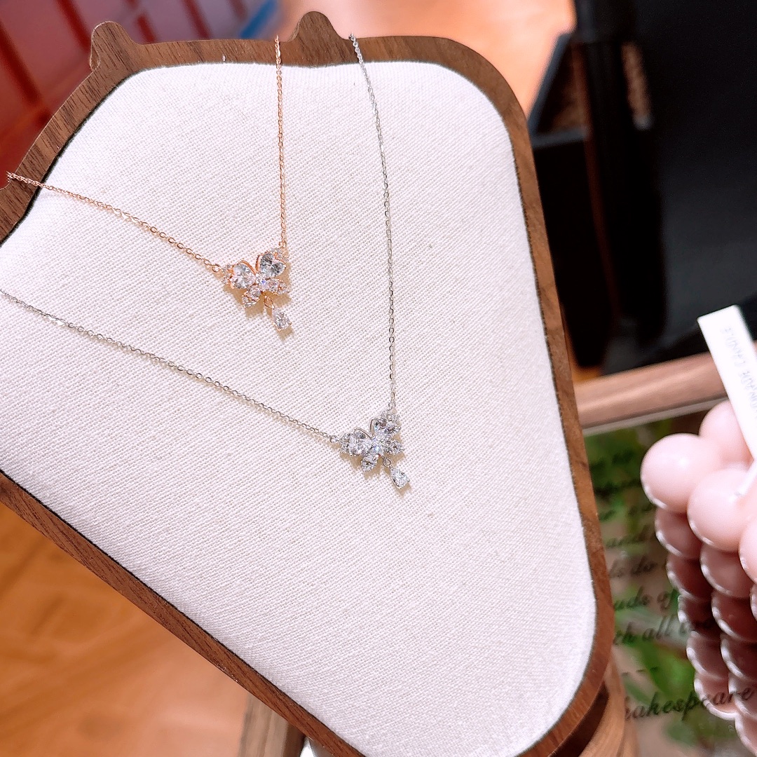 Low Allergy Silver Earrings & Necklace Set Artistic Office Silver