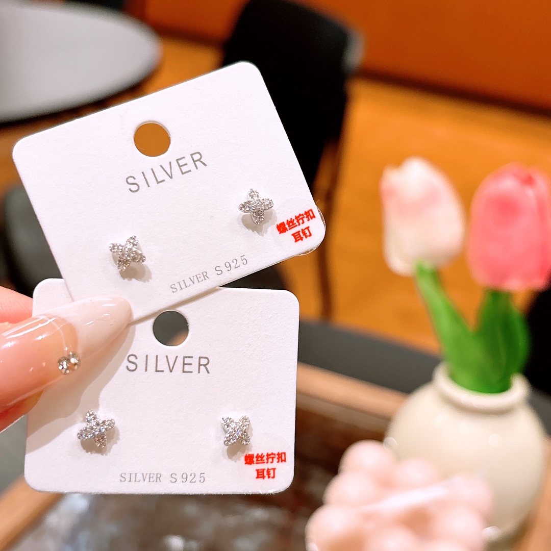 925 Silver Screw-back Studs Playful Engagement Gold