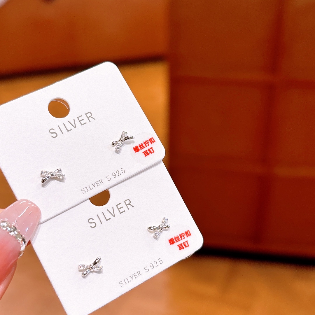 Solid Silver Screw-back Studs Fashion Workplace Gold