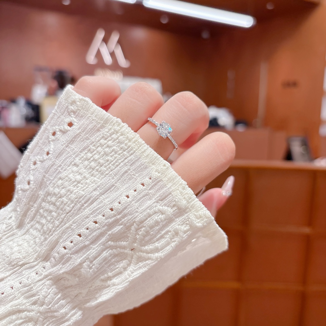 Hypoallergenic Silver Ring Fresh Christmas Silver