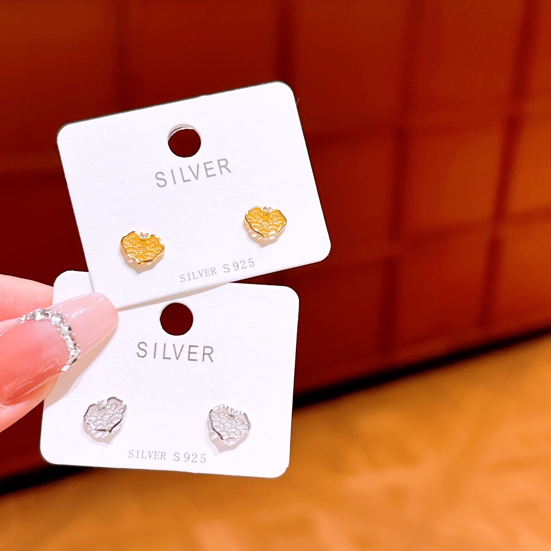 Nickel Free Silver Earrings Artistic New Year Gold