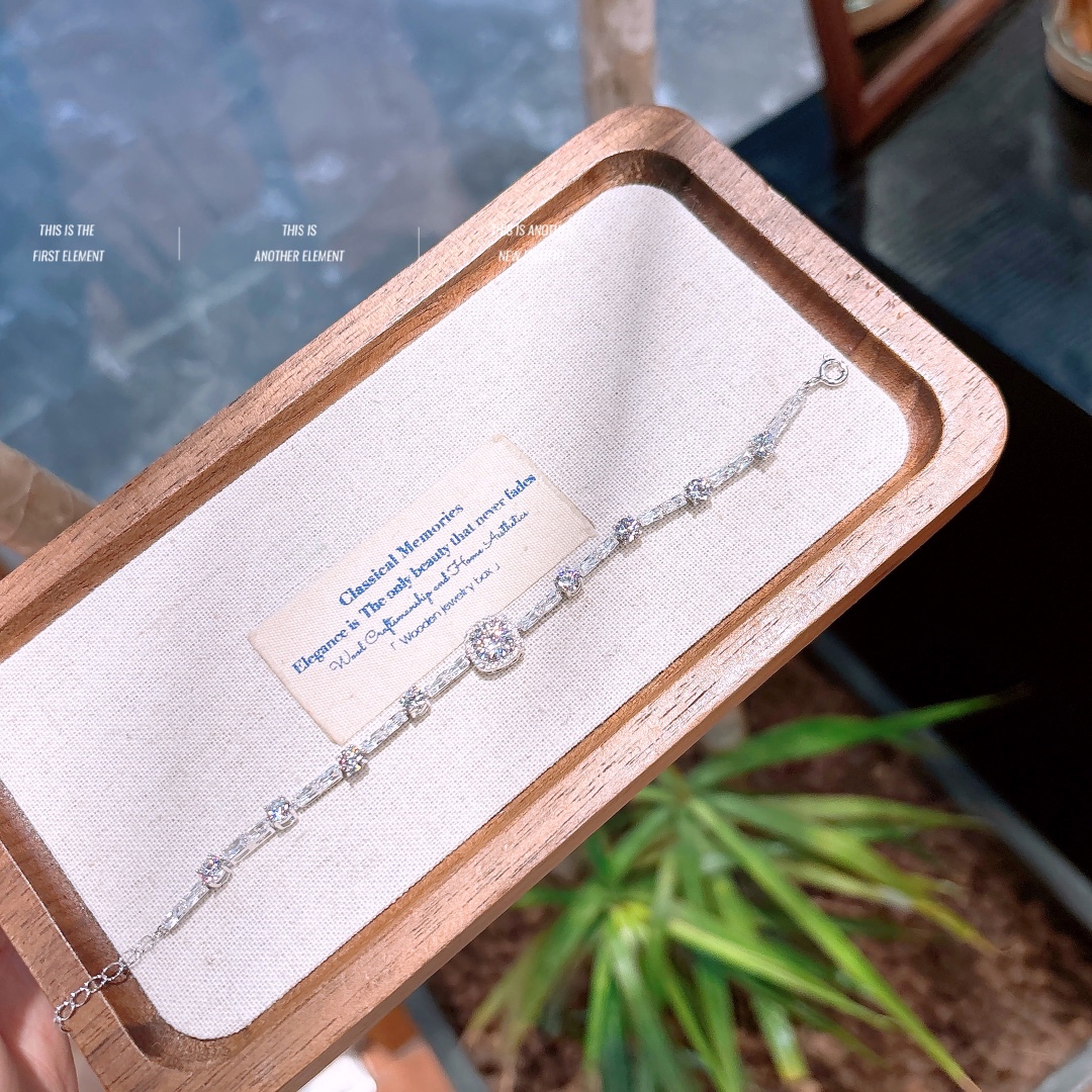 Solid Silver Moissanite Bracelet Soft Workplace Gold