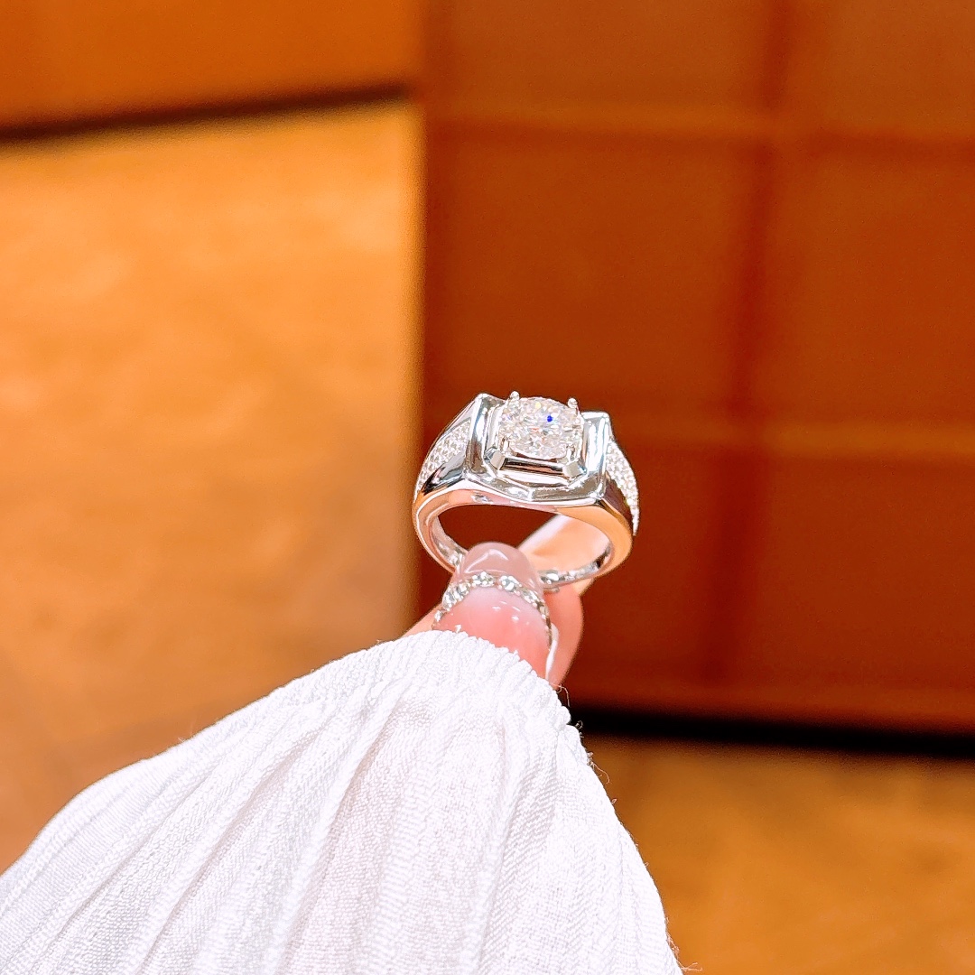 Fine Silver Men's Moissanite Ring Premium Proposal Silver