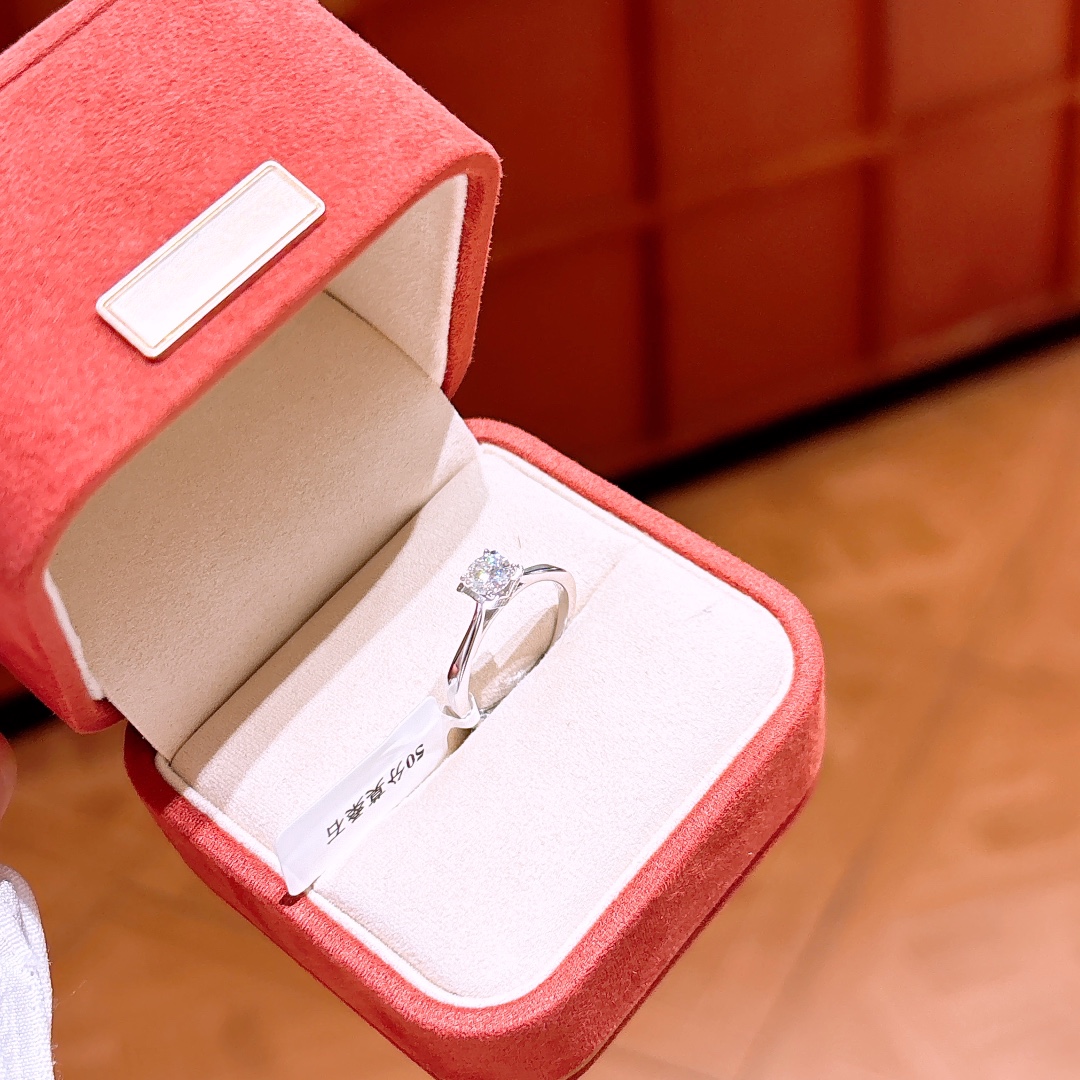 Low Allergy Silver Moissanite Ring Cute Anniversary Gold