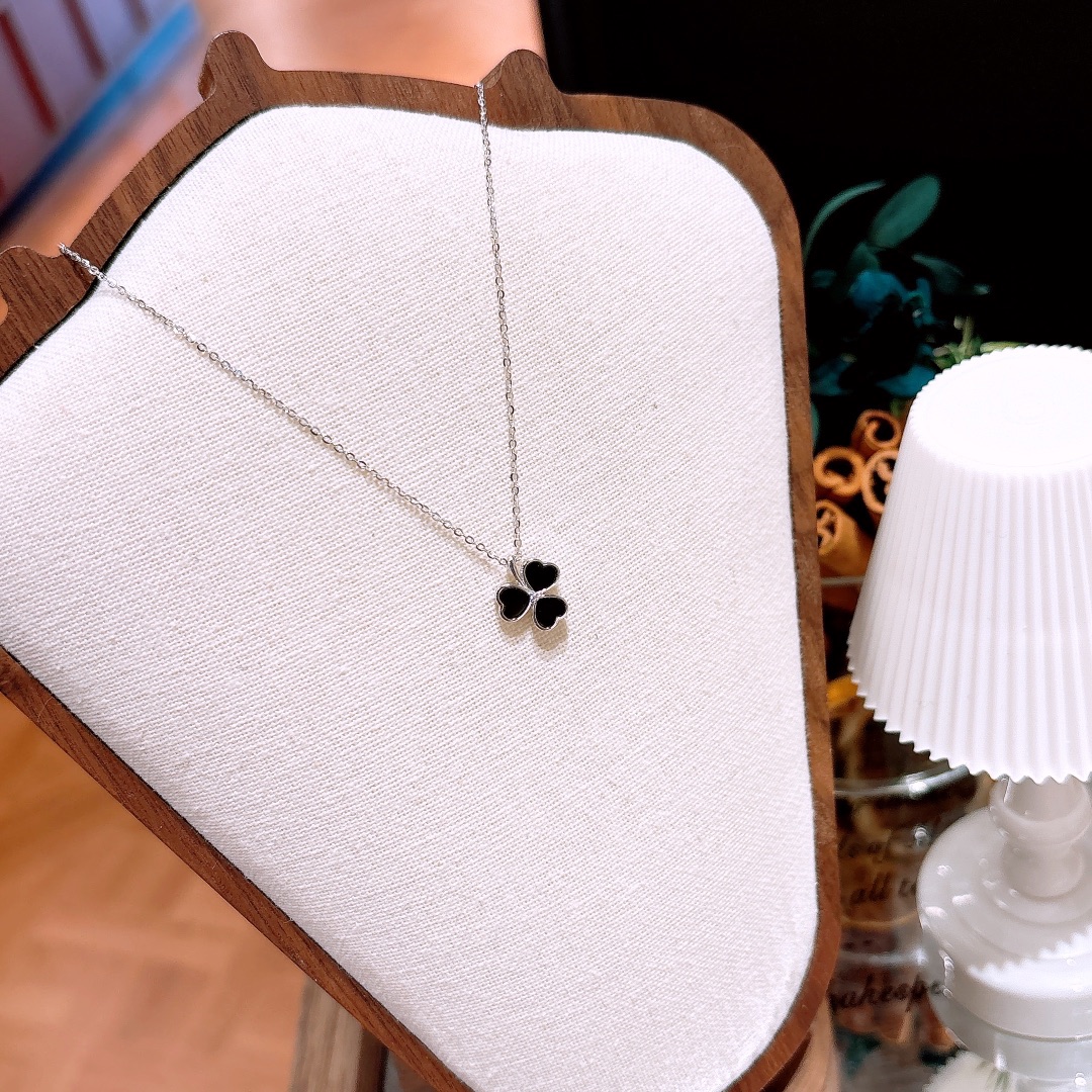 Fine Silver Necklace Vintage Workplace Silver