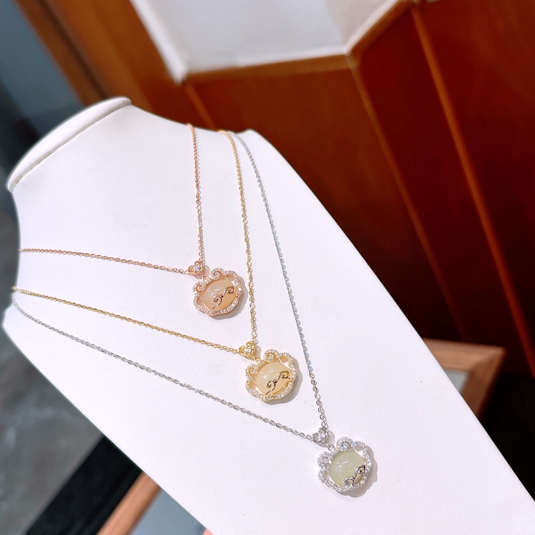 Nickel Free Silver Hetian Jade Necklace Minimalist Date Night Silver