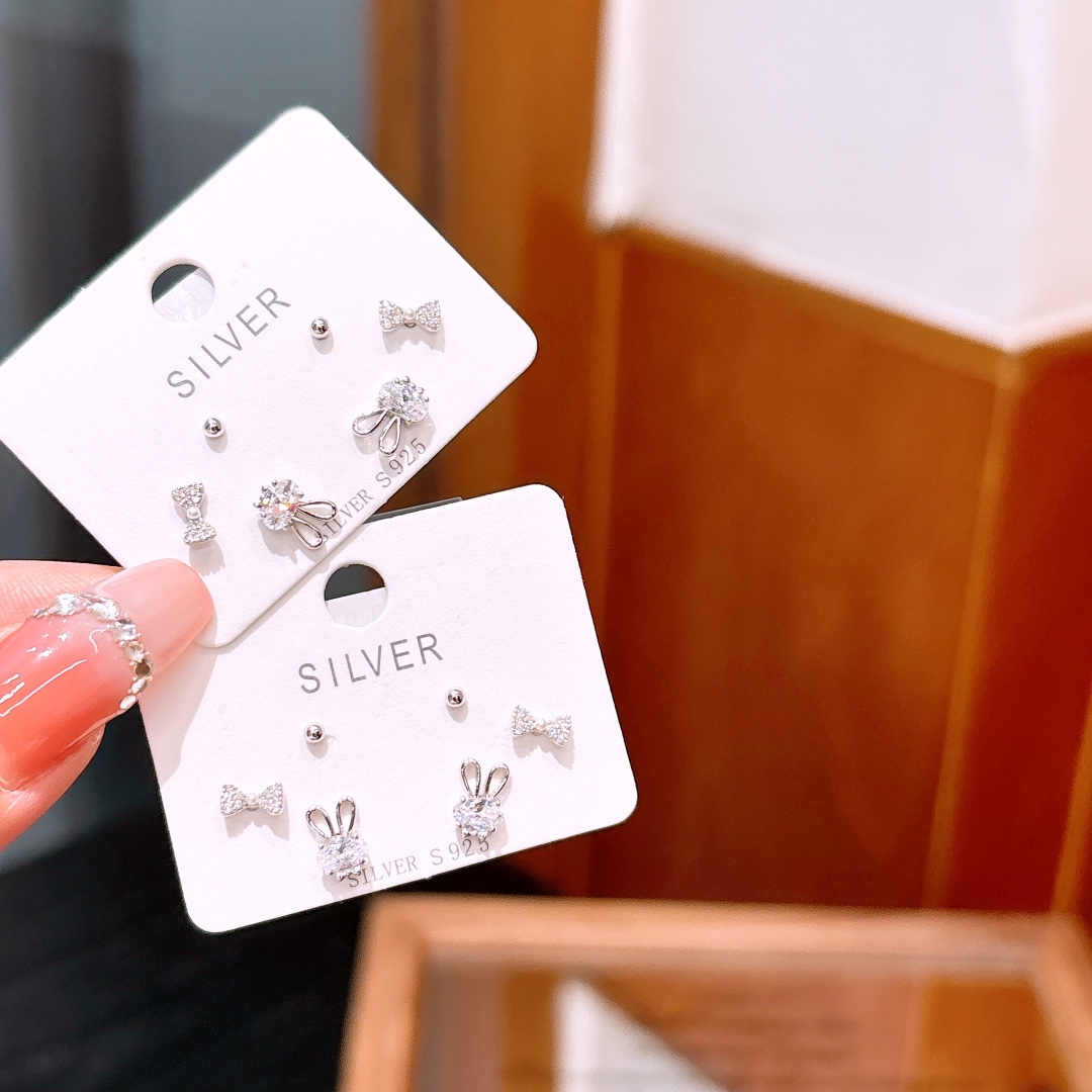 S925 Sterling Silver Earrings Playful Graduation Silver