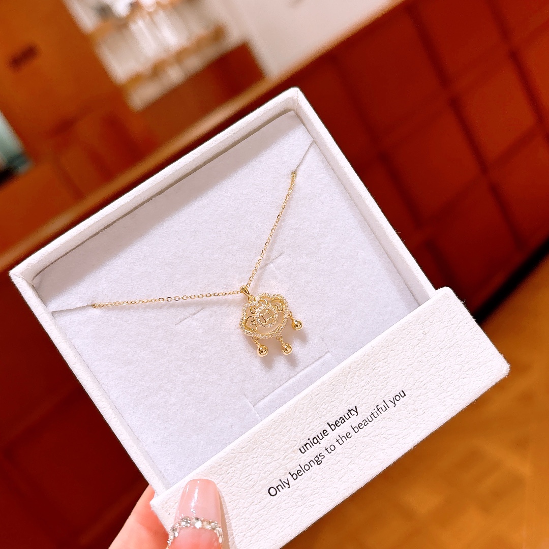 インスタ風アレルギー対応シルバーネックレスゴールド 記念日