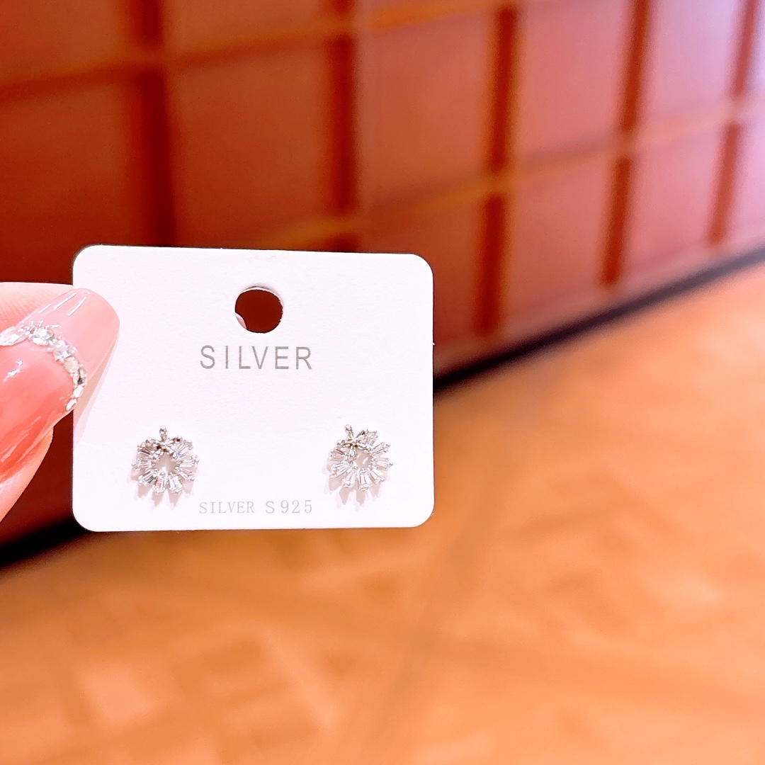 Fine Silver Earrings Gentle Date Night Gold