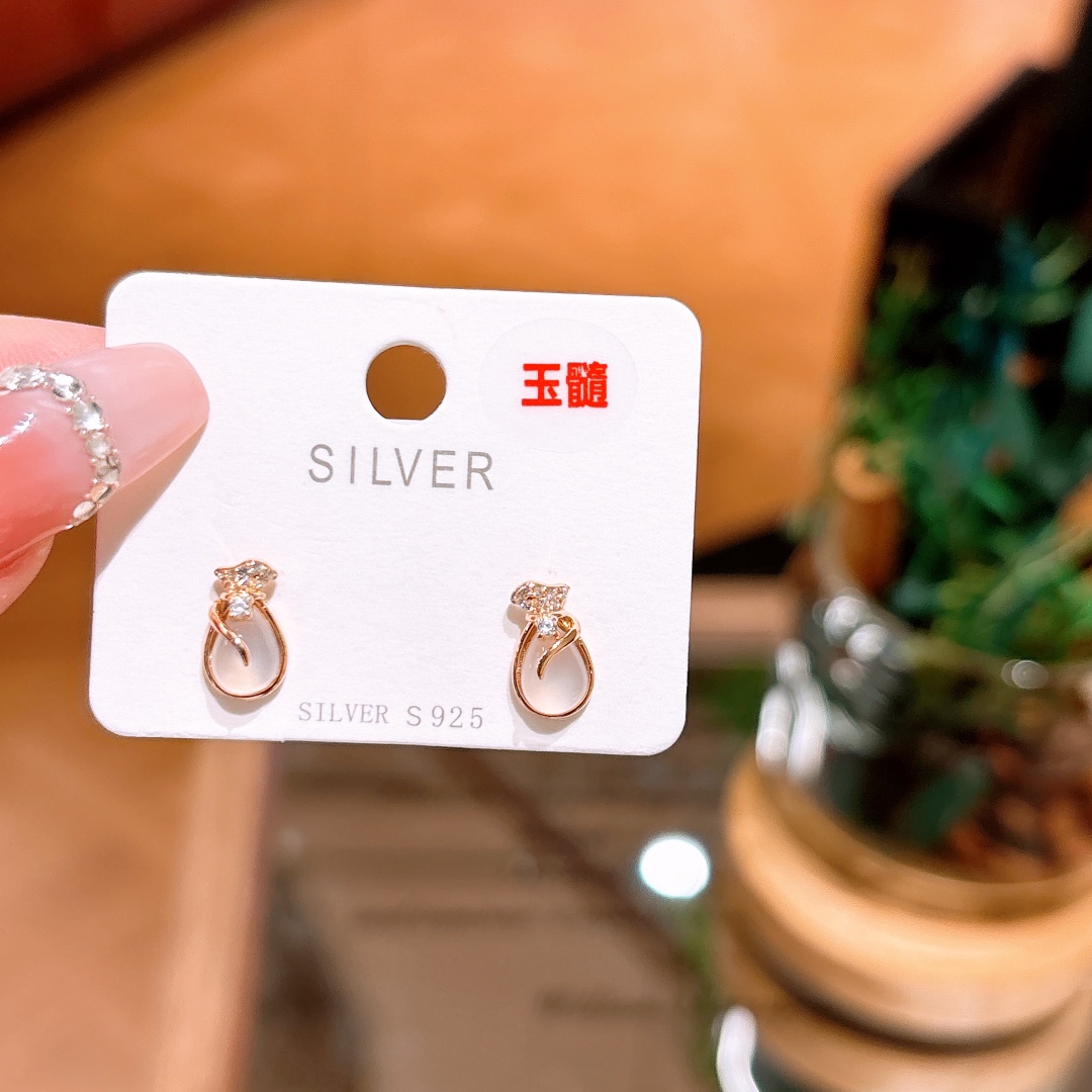 Solid Silver Earrings Gentle Valentine's Day Silver