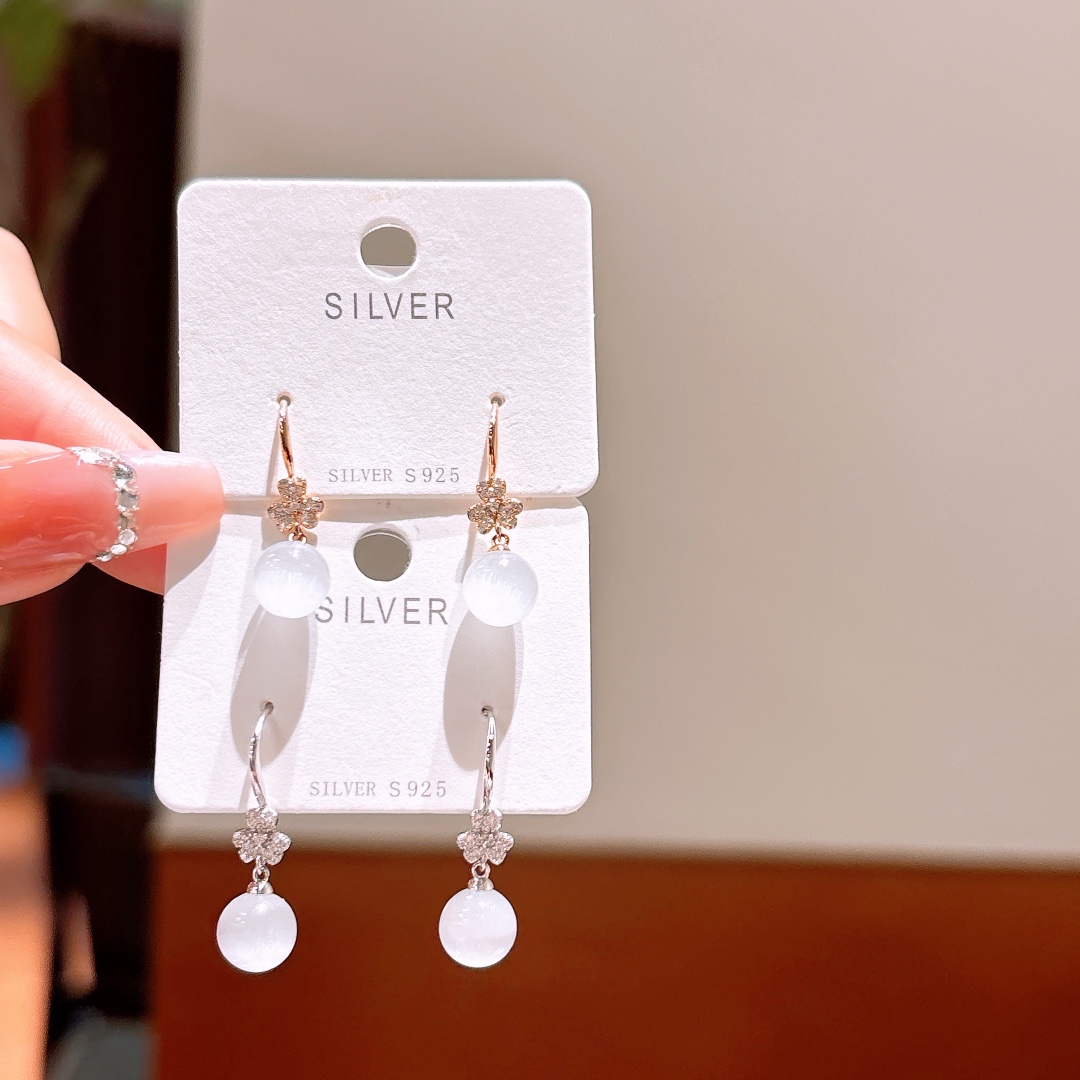 Hypoallergenic Silver Drop & Thread Earrings Elegant Date Night Gold