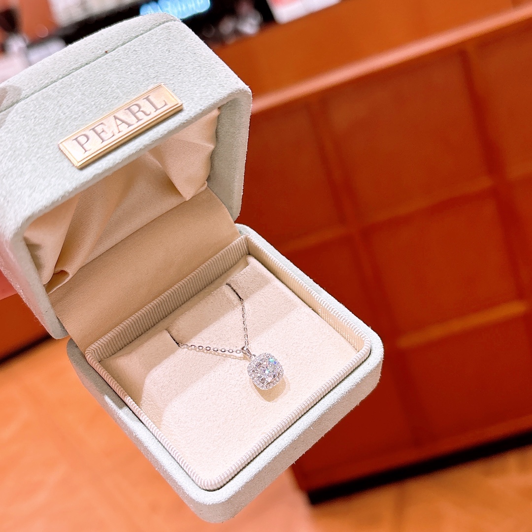 さわやか系925シルバーモアッサナイトネックレスシルバー 先生の日