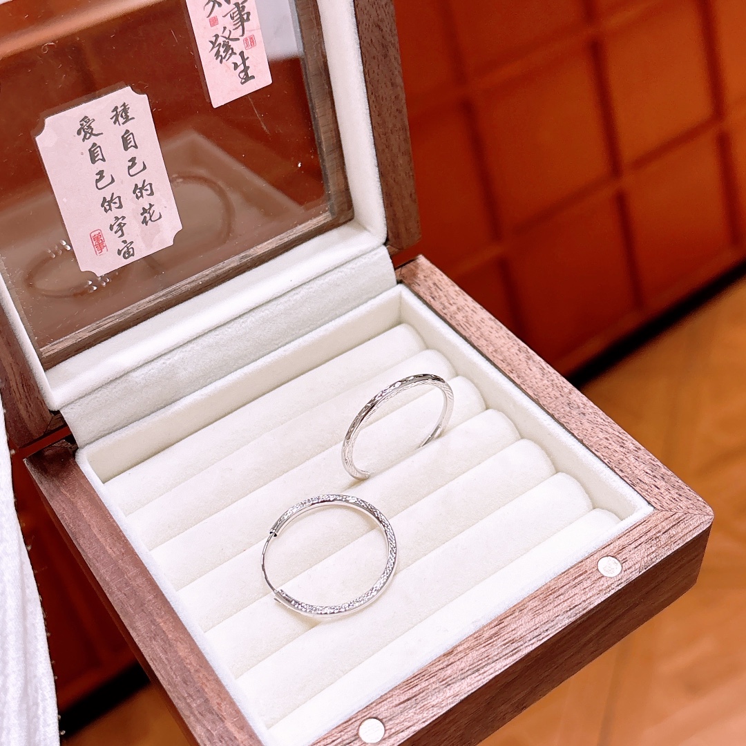 Fine Silver Hoop Earrings Sweet Confession Gold