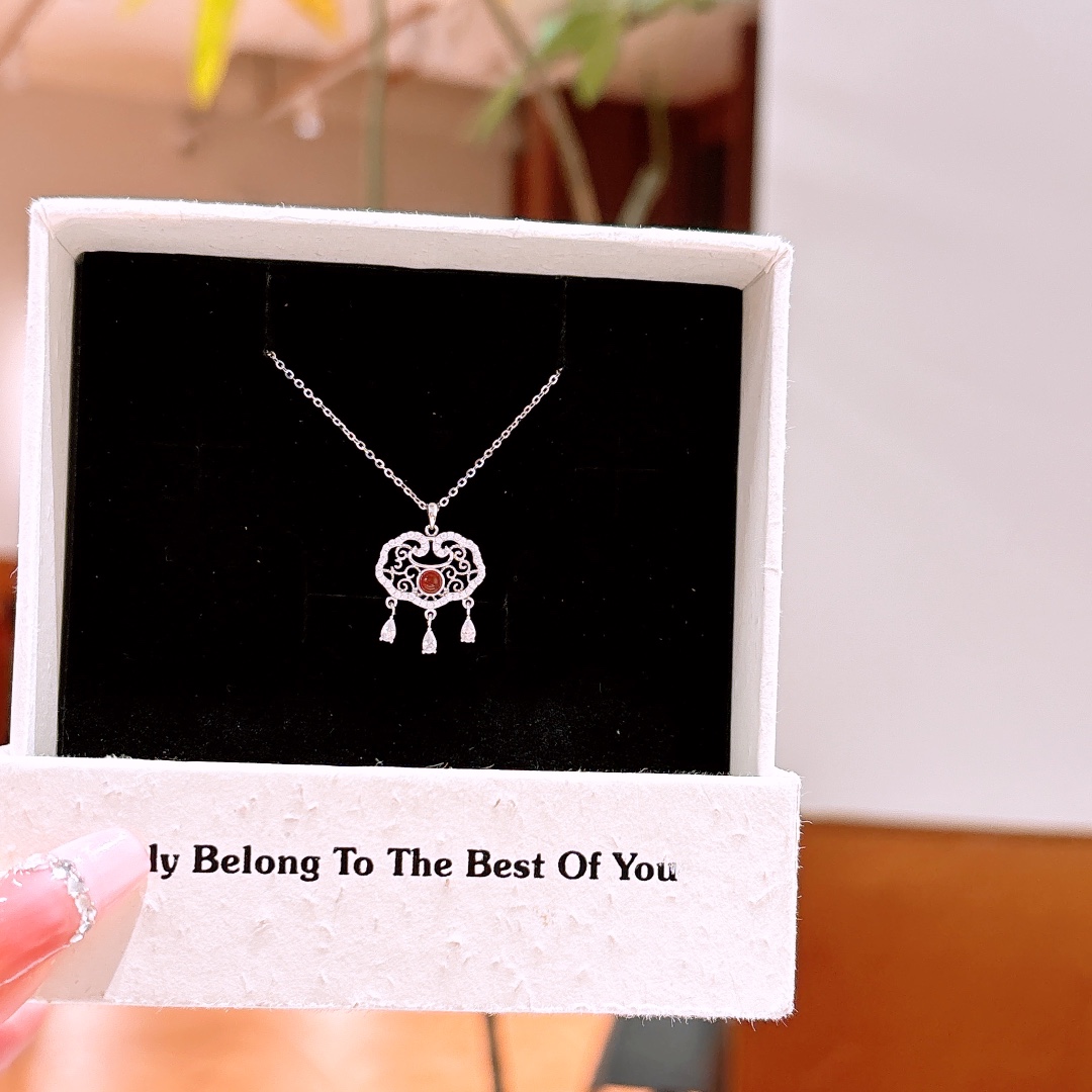 Nickel Free Silver Necklace Sweet Bestie Gift Silver