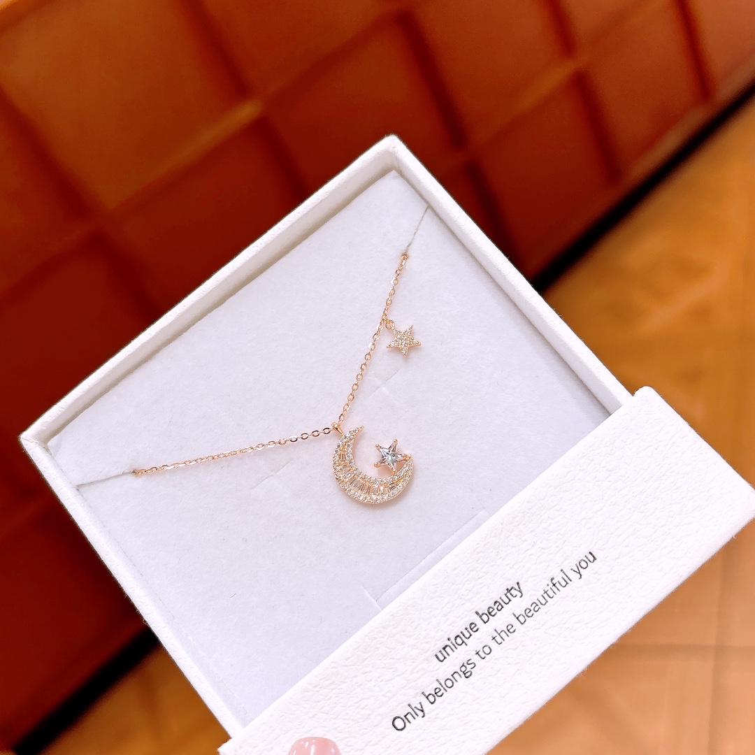 Low Allergy Silver Necklace Dainty Banquet Silver