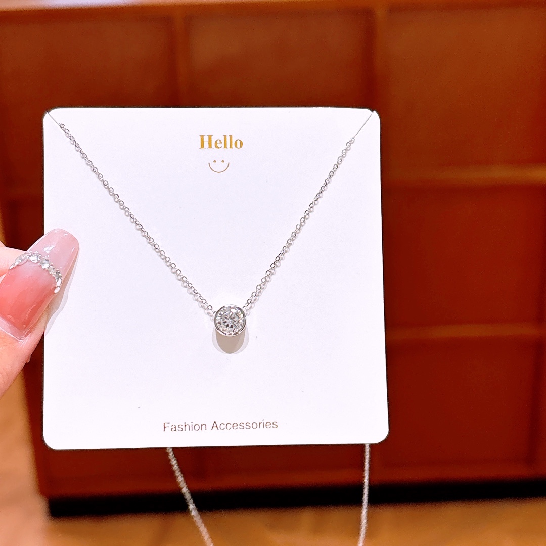 インスタ風S925スターリングシルバーモアッサナイトネックレスシルバー 先生の日