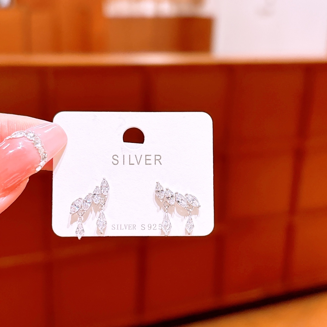 Nickel Free Silver Earrings Light Luxury Date Night Gold