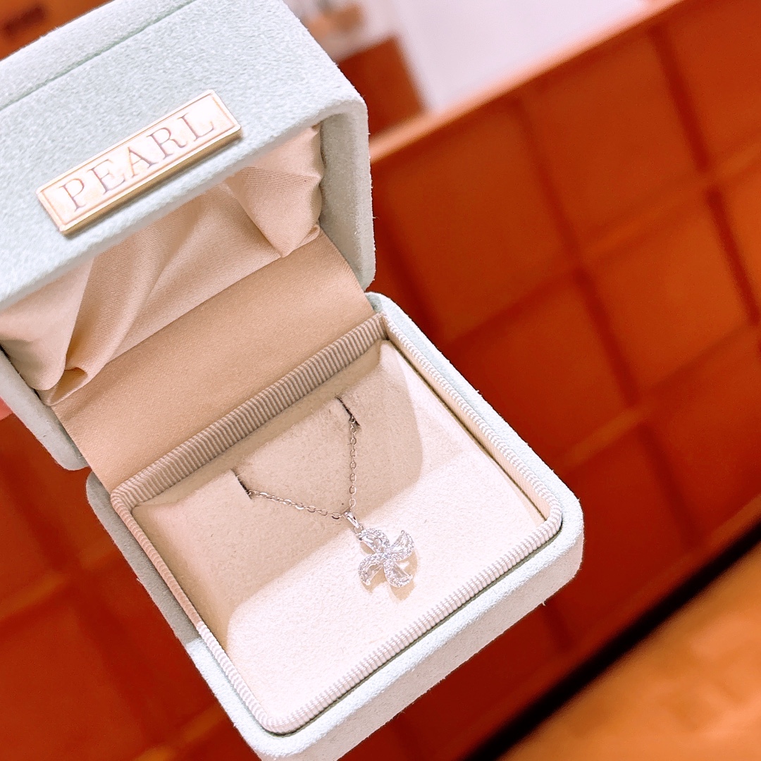 レトロ高品質シルバーネックレスゴールド クリスマス