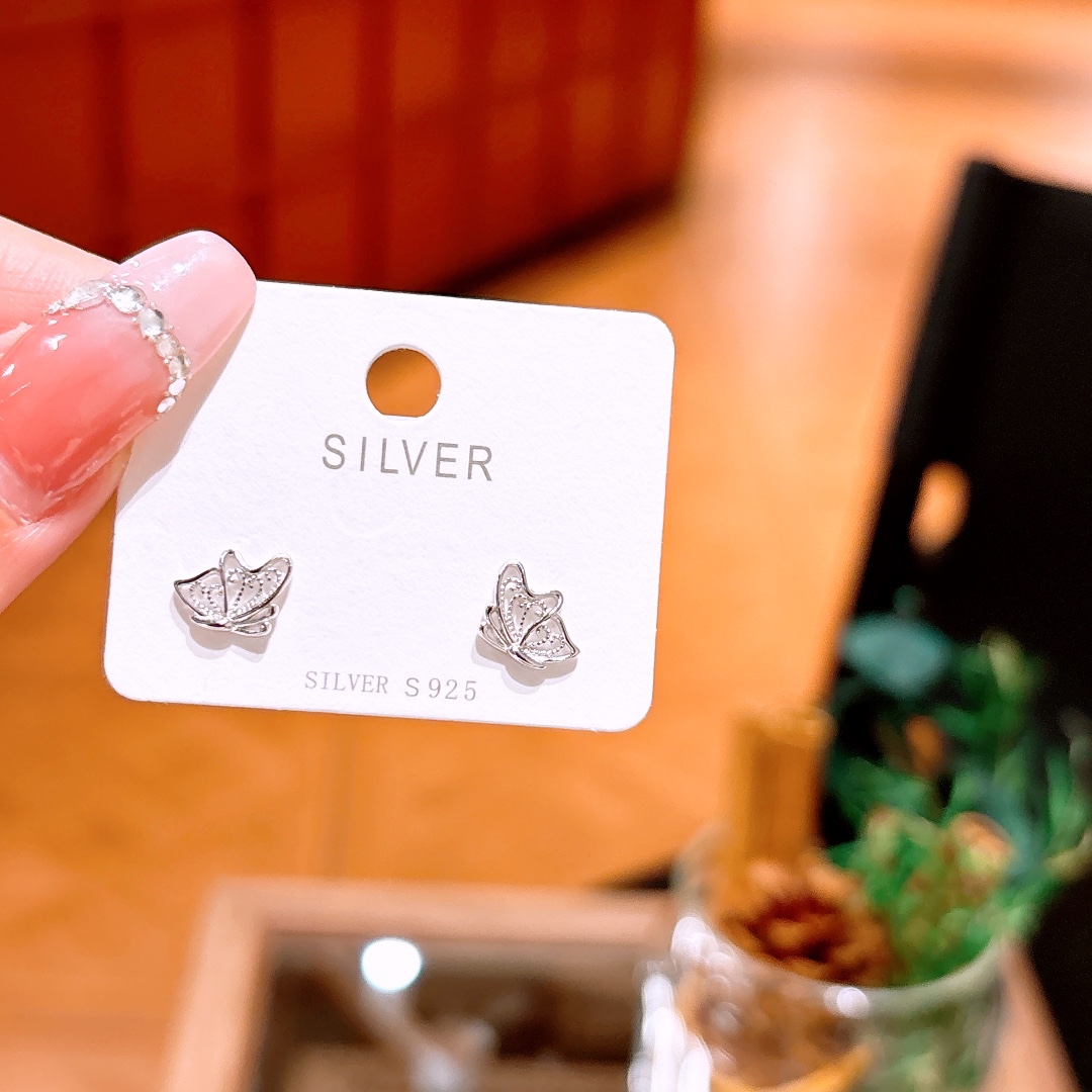 Solid Silver Earrings Light Luxury Banquet Silver