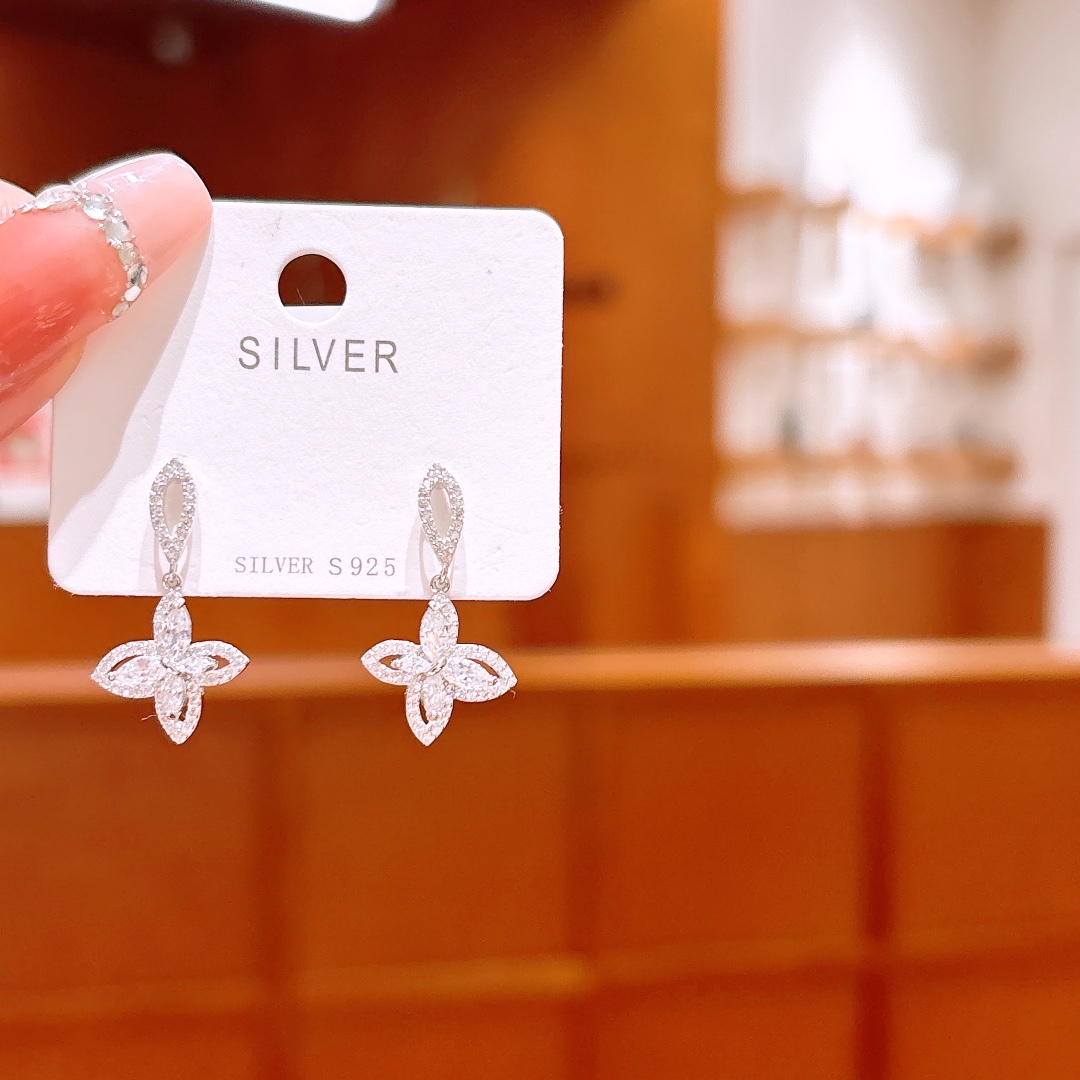 High Polish Silver Earrings Romantic Gift for Her Silver