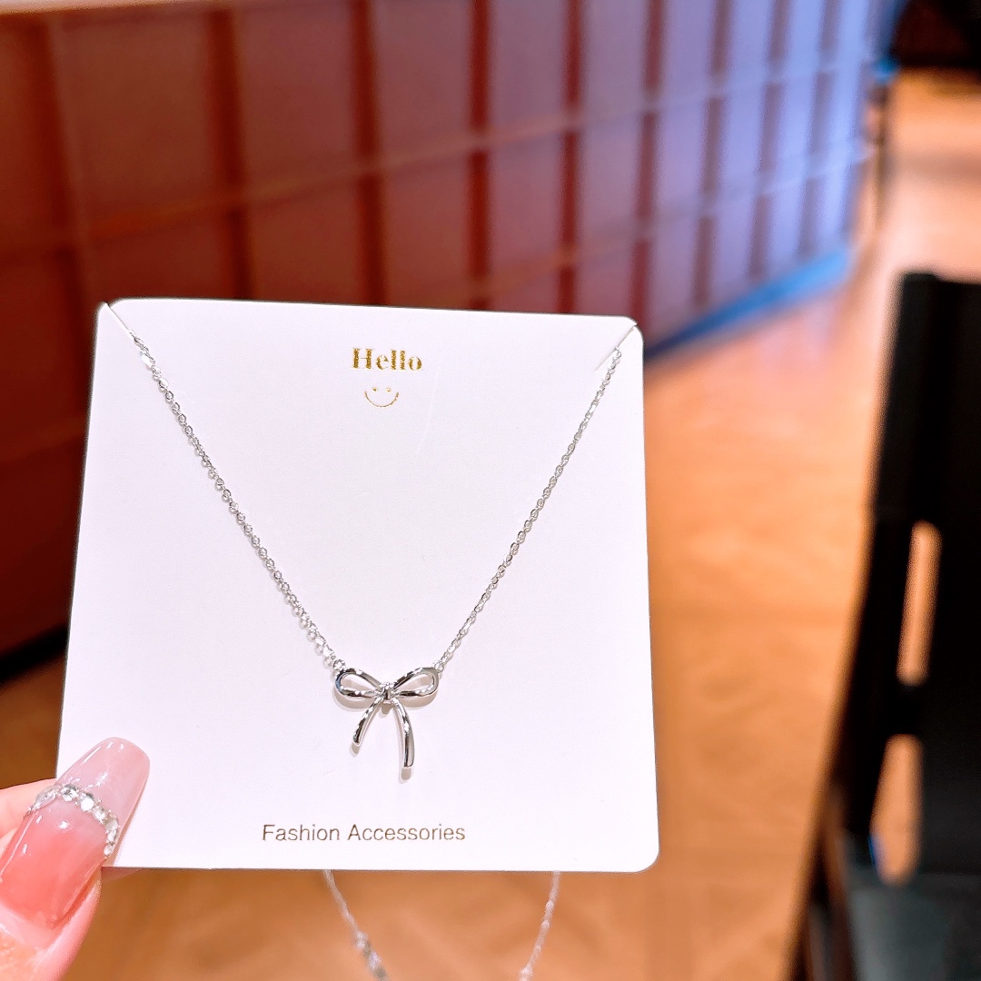 Hypoallergenic Silver Necklace Ultra Minimal New Year Silver