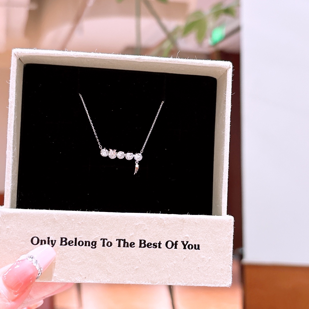 ガーリーファインシルバーネックレスゴールド クリスマス