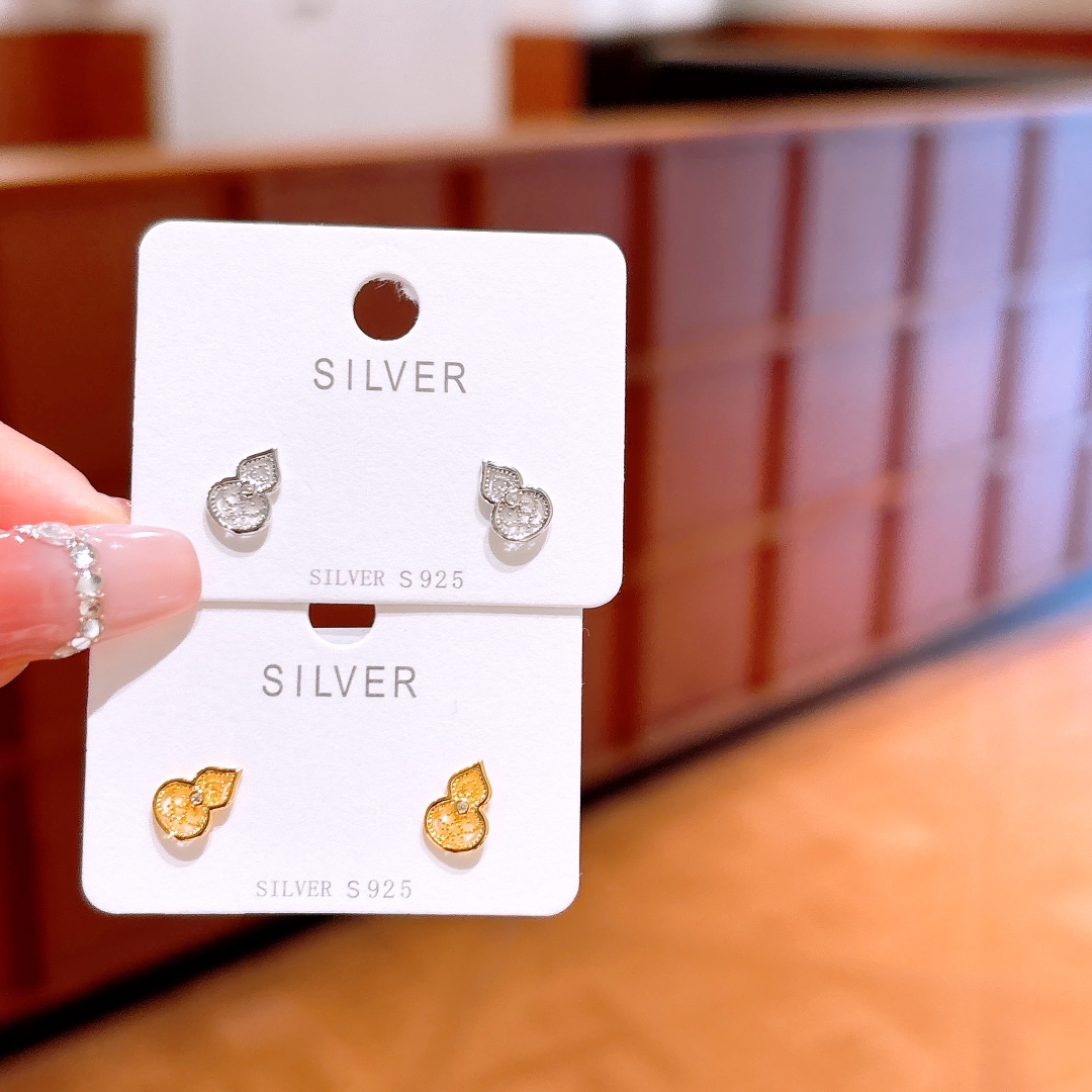 High Polish Silver Earrings Romantic Confession Gold