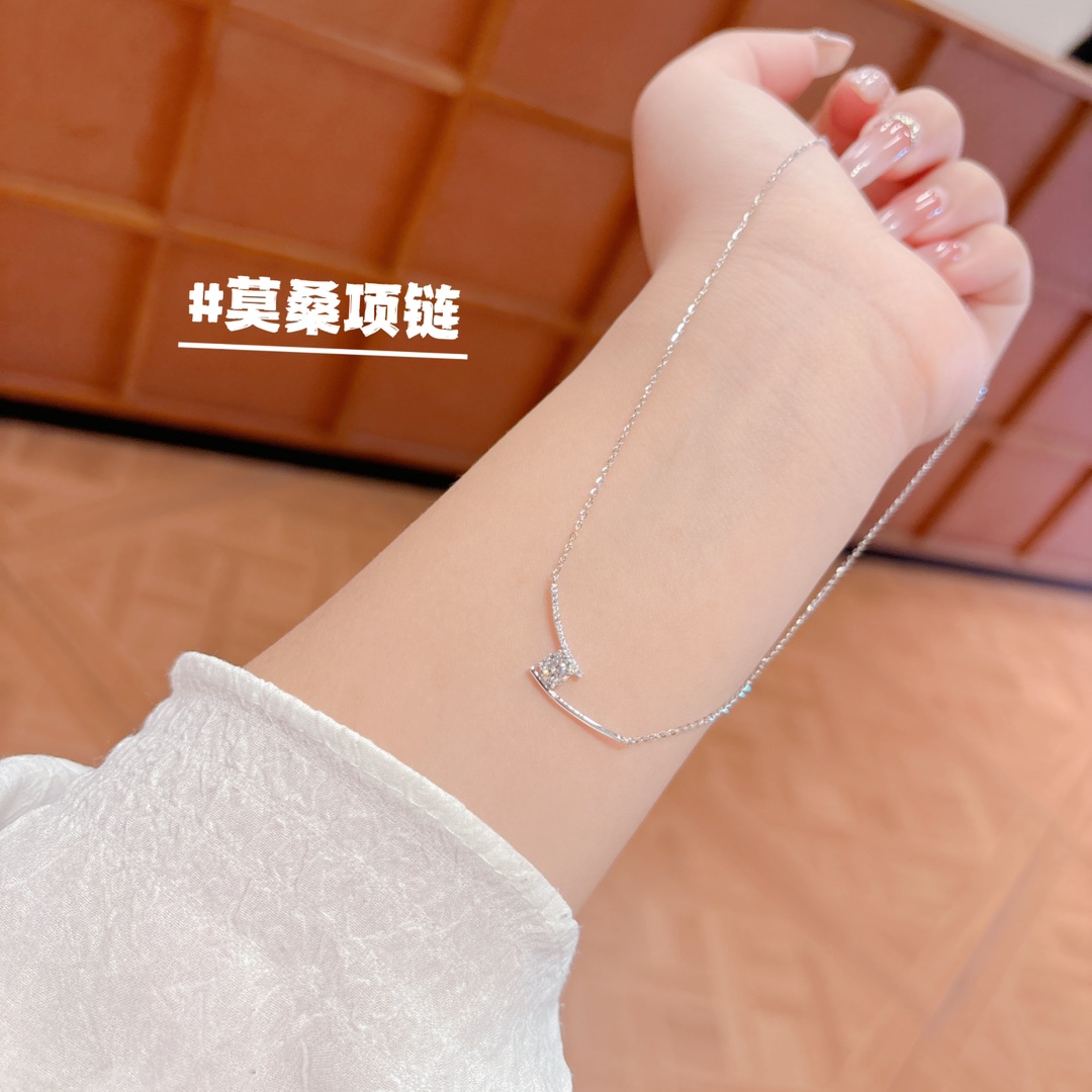 S925 Sterling Silver Moissanite Necklace Soft Date Night Gold